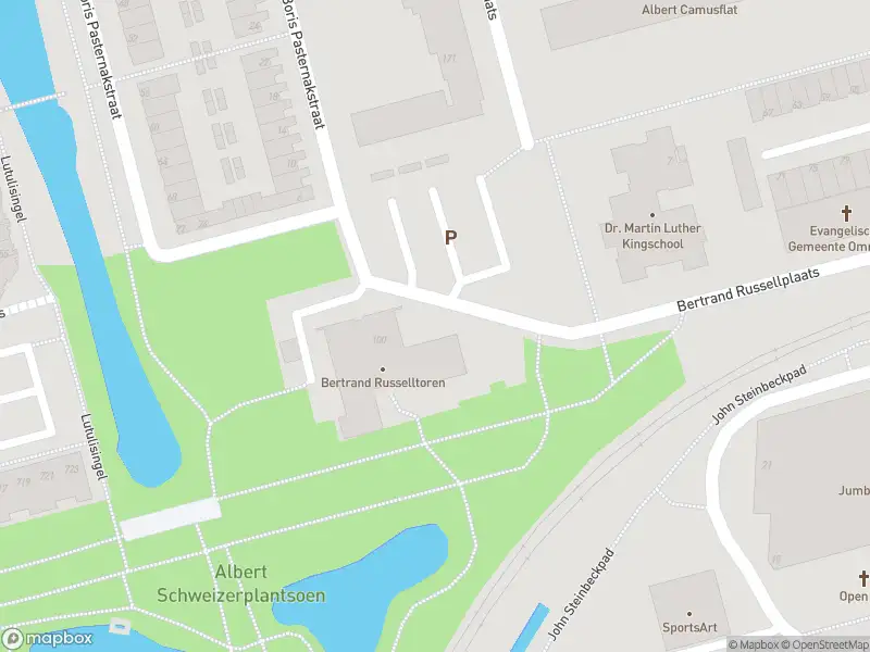 Ambulance met grote spoed naar de Bertrand Russellplaats in Rotterdam