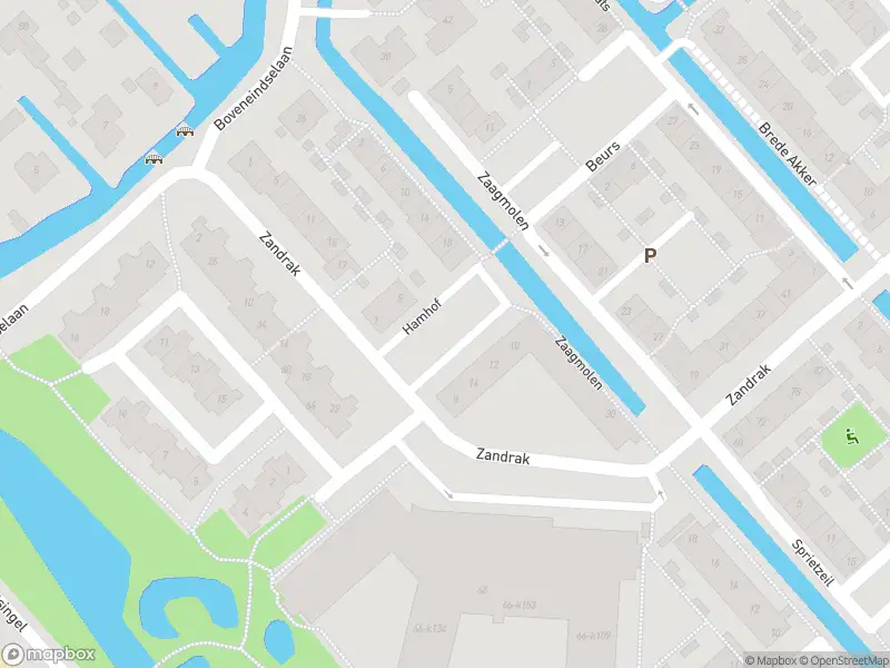 Ambulance met grote spoed naar de Hamhof in Krimpen aan den IJssel