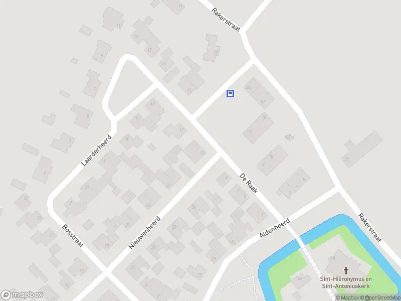 Brandweer met gepaste spoed naar de Sint Sebastiaanskapelstraat in Weert vanwege een buitenbrand