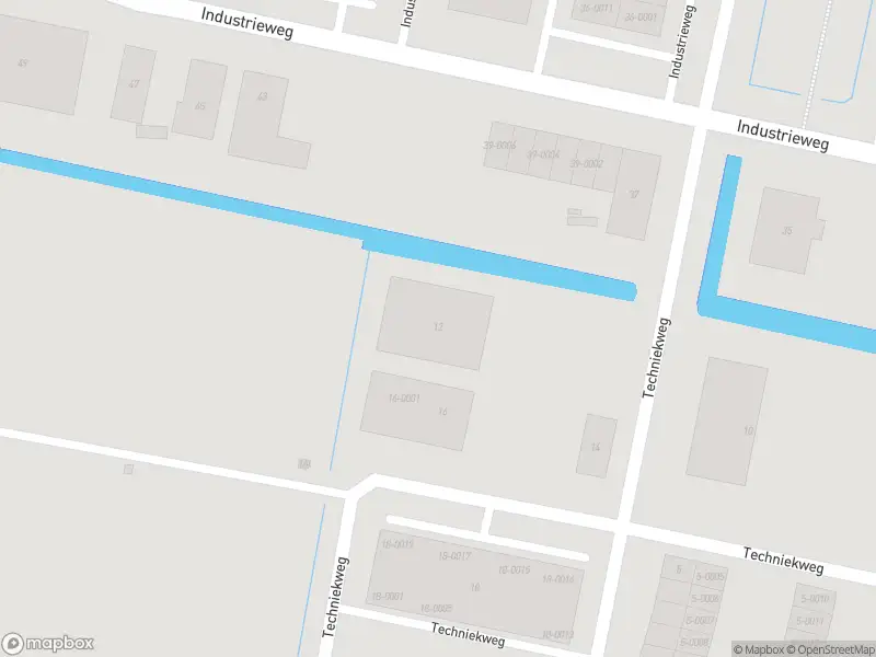 Brandweer met grote spoed naar de Techniekweg in Zierikzee vanwege afhijsen patient