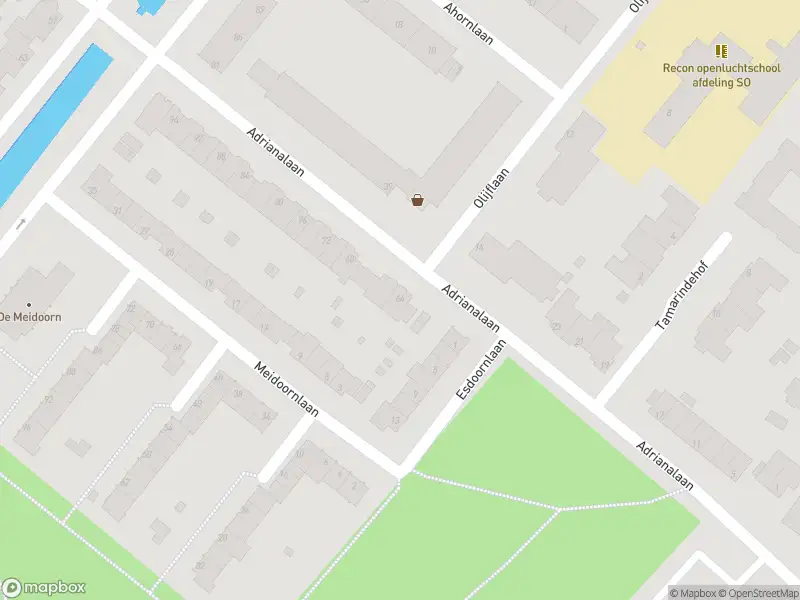 112 melding Ambulance met gepaste spoed naar de Adrianalaan in Rotterdam