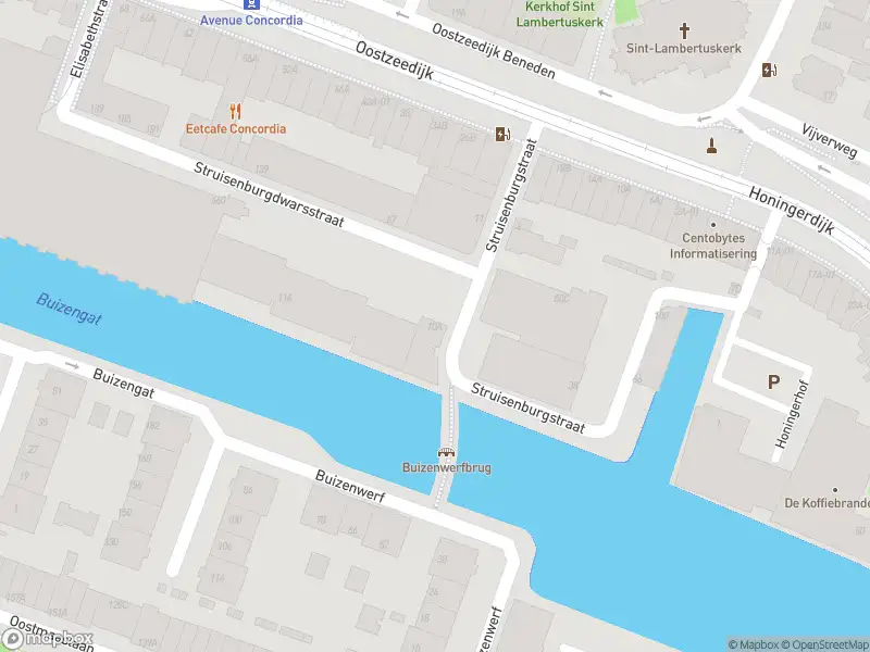 Ambulance met grote spoed naar de Struisenburgdwarsstraat in Rotterdam