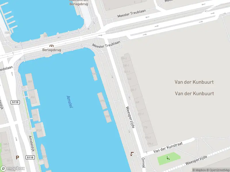 112 melding Ambulance met gepaste spoed naar de Weesperzijde in Amsterdam