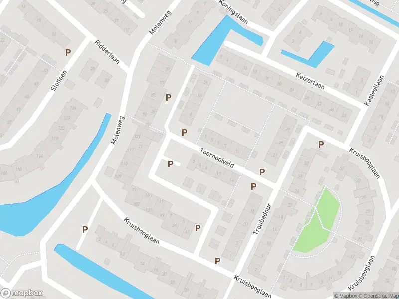 Ambulance met gepaste spoed naar de Toernooiveld in Oostvoorne