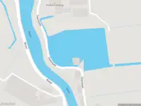 Ambulance met grote spoed naar de Dwarskade in Abcoude