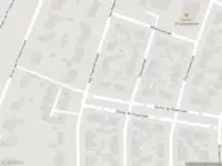 Brandweer met gepaste spoed naar de Oranje Nassauplein in Huizen