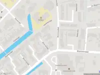 Brandweer met gepaste spoed naar de Blommendaal in Meerkerk vanwege voertuigbrand