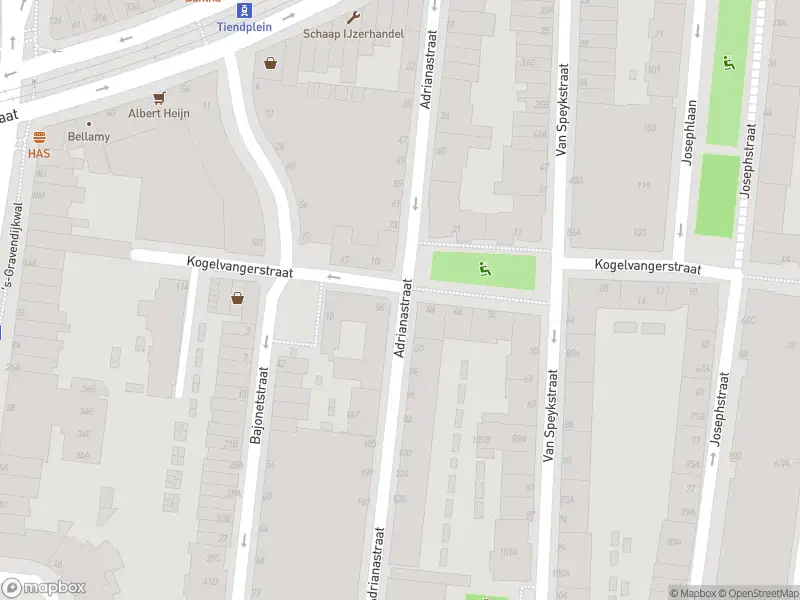 Ambulance met grote spoed naar de Kogelvangerstraat in Rotterdam