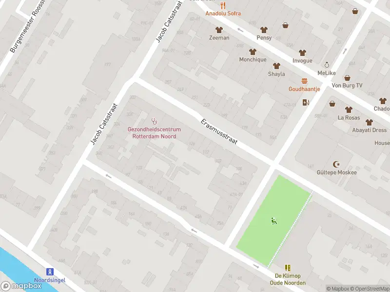 Ambulance met grote spoed naar de Erasmusstraat in Rotterdam