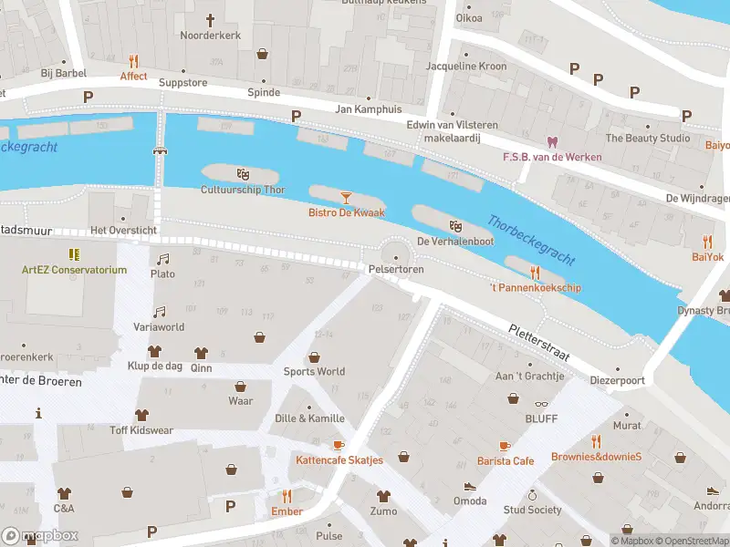 Politie naar de Pletterstraat in Zwolle vanwege aanrijding met letsel