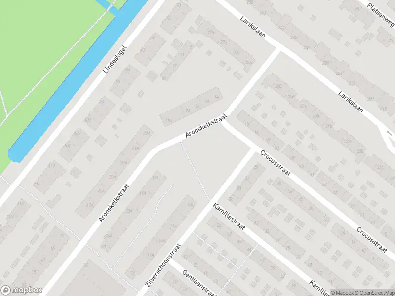 Ambulance met gepaste spoed naar de Aronskelkstraat in Rotterdam