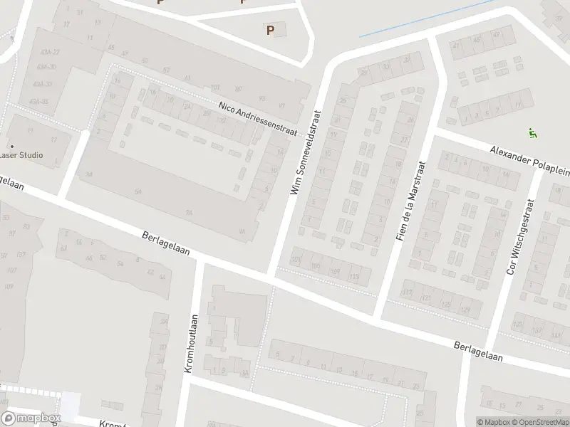 Brandweer met grote spoed naar de Wim Sonneveldstraat in Haarlem vanwege reanimatie