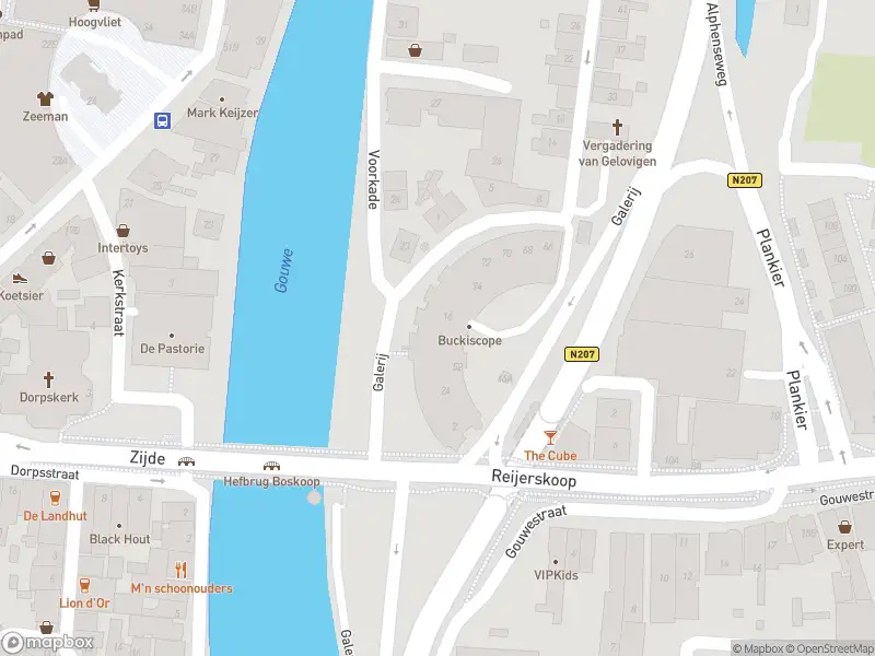 Ambulance met gepaste spoed naar de Galerij in Boskoop