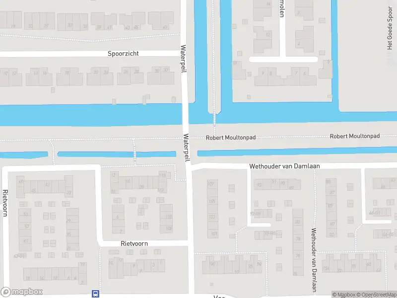 Ambulance met grote spoed naar de Vossestaart in Wilnis