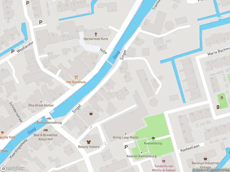 Ambulance met grote spoed naar de Singel in Schipluiden