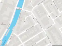 Brandweer met grote spoed naar de Albertine Agnesstraat in Sneek vanwege voertuigbrand