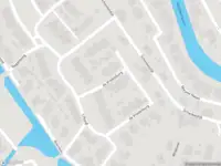 Ambulance met gepaste spoed naar de De Vredenburg in Strijen