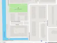 Brandweer met gepaste spoed naar de Floris van Adrichemlaan in Haarlem vanwege een buitenbrand