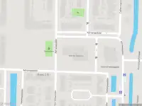 Ambulance met grote spoed naar de Hedwigepolder in Barendrecht