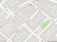 Brandweer met grote spoed naar de Resedastraat in Breda vanwege gebouwbrand