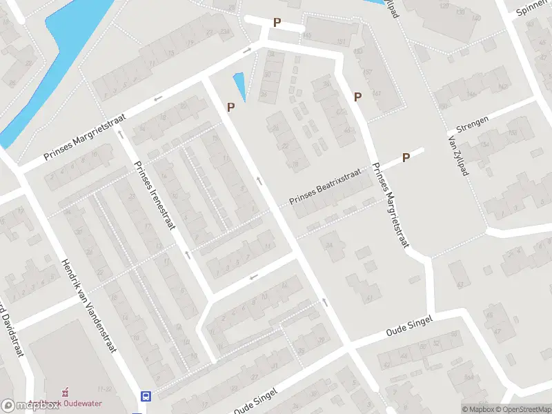 Brandweer met gepaste spoed naar de Prinses Beatrixstraat in Oudewater vanwege een buitenbrand