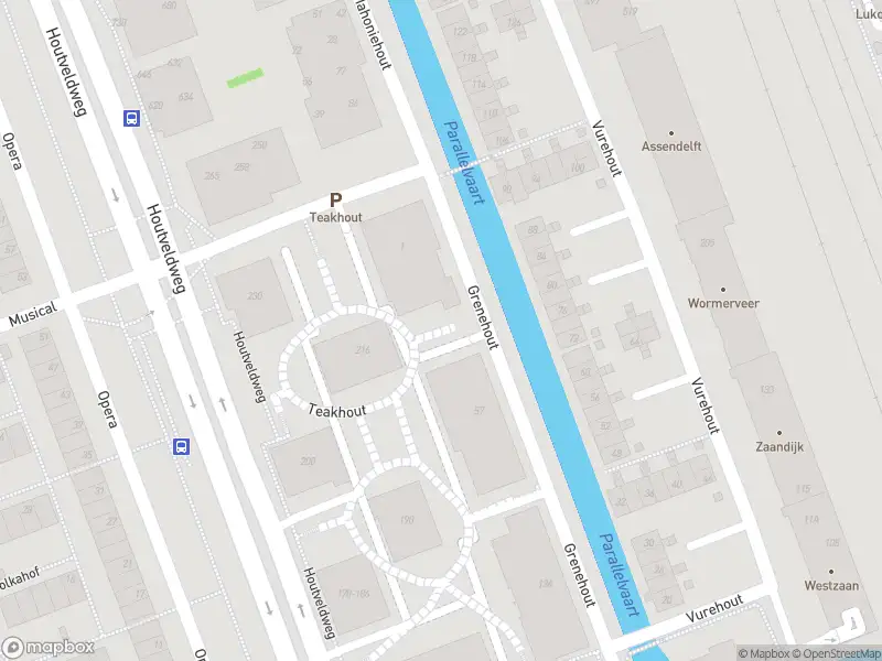 Ambulance met gepaste spoed naar de Teakhout in Zaandam