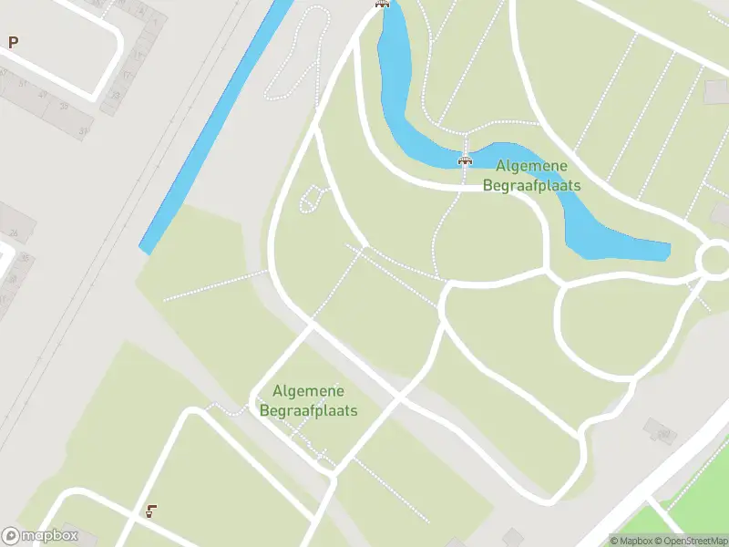 Ambulance met grote spoed naar de Iepenlaan in Alkmaar