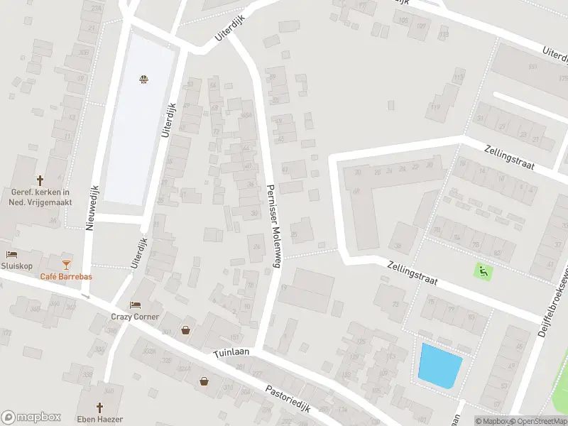 Ambulance met gepaste spoed naar de Pernisser Molenweg in Pernis Rotterdam