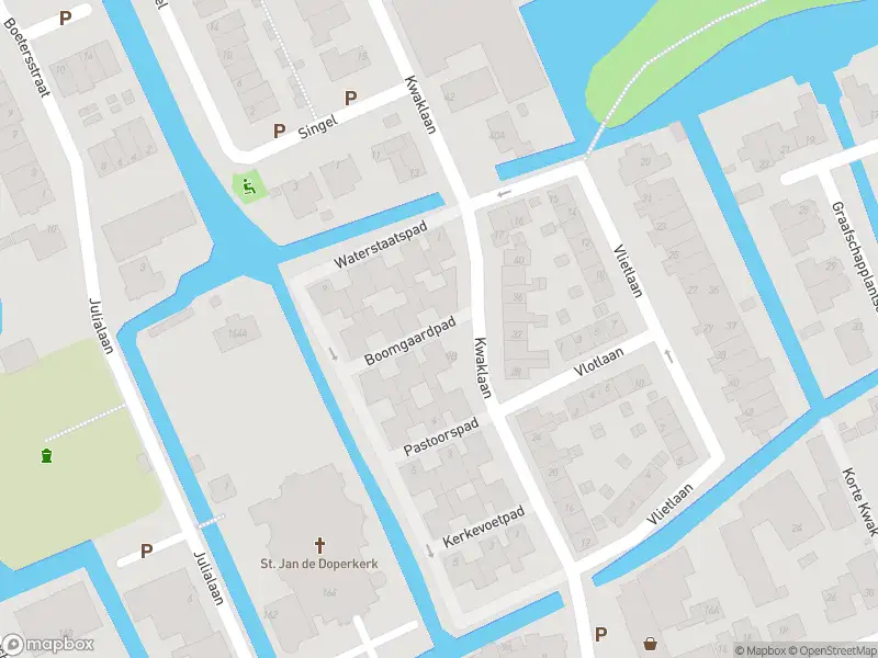 Ambulance met grote spoed naar de Boomgaardpad in Wateringen