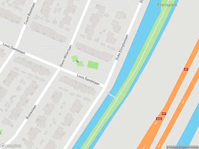 Brandweer met gepaste spoed naar de Louis Davidslaan in Beverwijk vanwege afhijsen patient