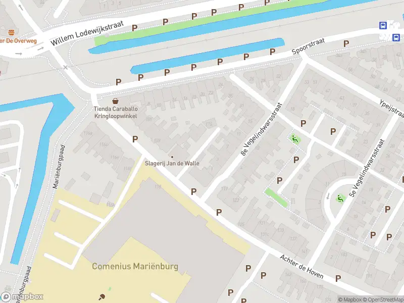 Brandweer met grote spoed naar de Oostergrachtswal in Leeuwarden