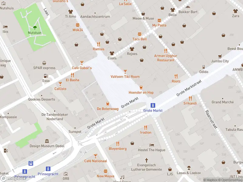 Brandweer met gepaste spoed naar de Grote Markt in 's-Gravenhage vanwege een liftopsluiting