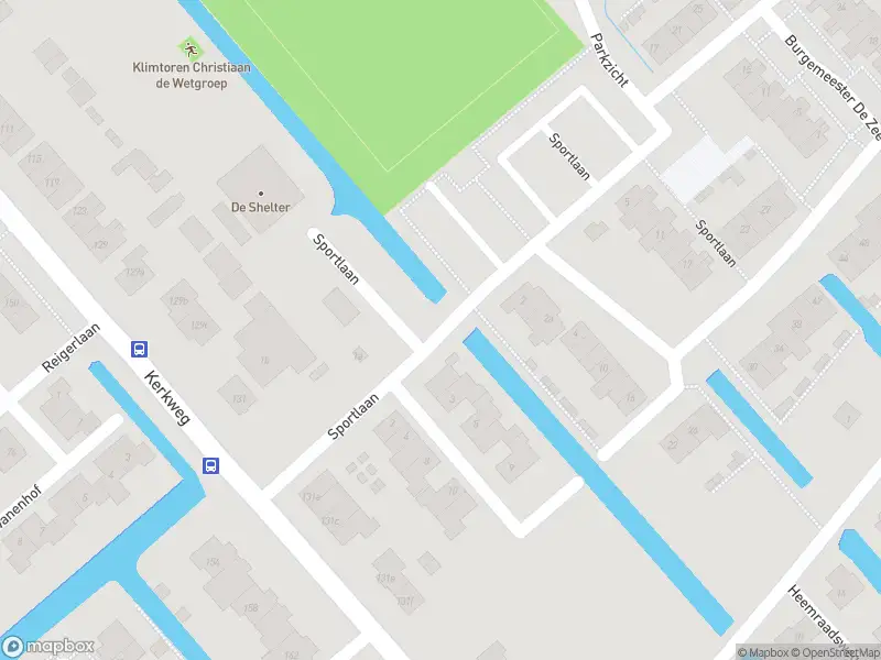 Ambulance met grote spoed naar de Sportlaan in Ouderkerk aan den IJssel