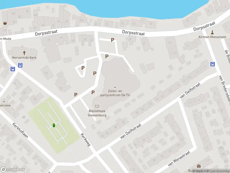 Ambulance met gepaste spoed naar de Breestraat in Giessenburg