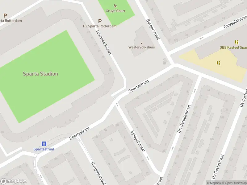 Ambulance met grote spoed naar de Spartastraat in Rotterdam