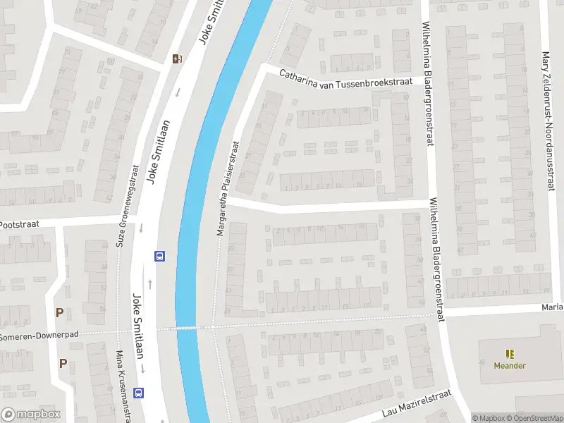 Ambulance met grote spoed naar de Françoise le Poolestraat in Spijkenisse