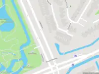 Ambulance met grote spoed naar de Engelendaal in Leiderdorp