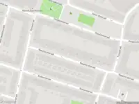 Ambulance met gepaste spoed naar de Raephorststraat in Rotterdam