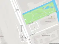 Ambulance naar de Lucy Stonestraat in Zaandam vanwege ongeval met letsel