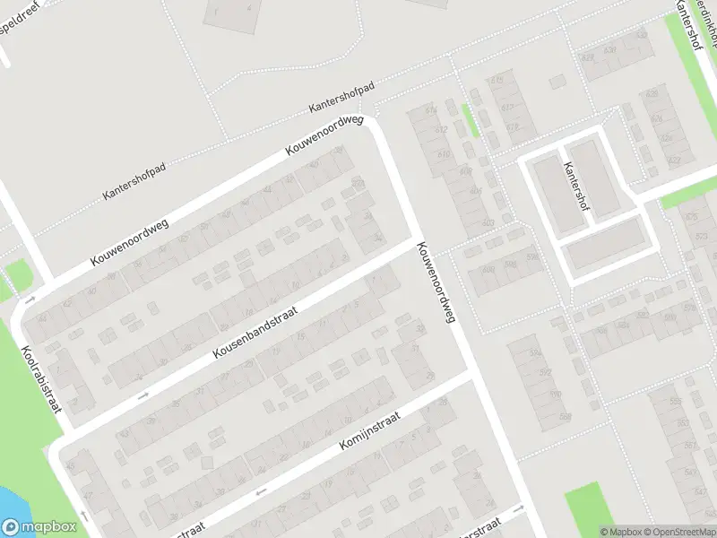 Ambulance met grote spoed naar de Kousenbandstraat in Amsterdam