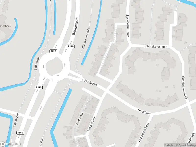 Ambulance met grote spoed naar de Koperwiekhoek in Spijkenisse