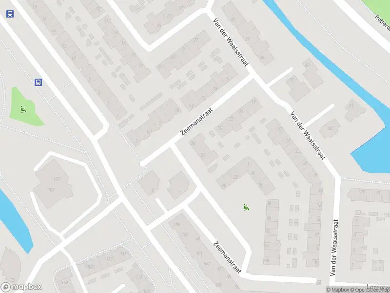 Ambulance met gepaste spoed naar de Zeemanstraat in Ridderkerk