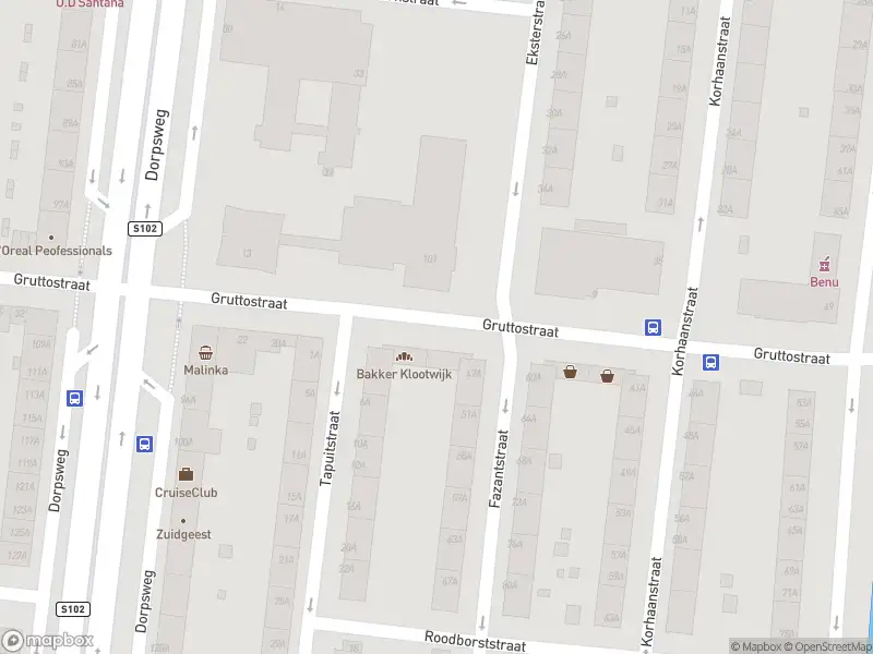 Ambulance met gepaste spoed naar de Gruttostraat in Rotterdam