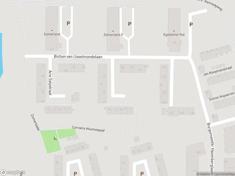 Ambulance met gepaste spoed naar de Jan Trooststraat in Rotterdam