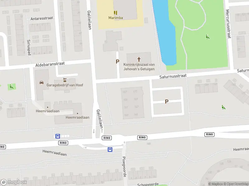 Ambulance met gepaste spoed naar de Saturnusstraat in Spijkenisse