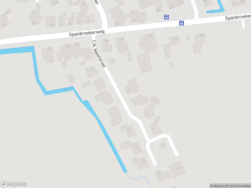 Ambulance met gepaste spoed naar de C.N. Appelstraat in Spanbroek