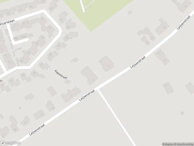 Brandweer en politie met gepaste spoed naar de Van Kinschotstraat in Oosterhout vanwege gebouwbrand