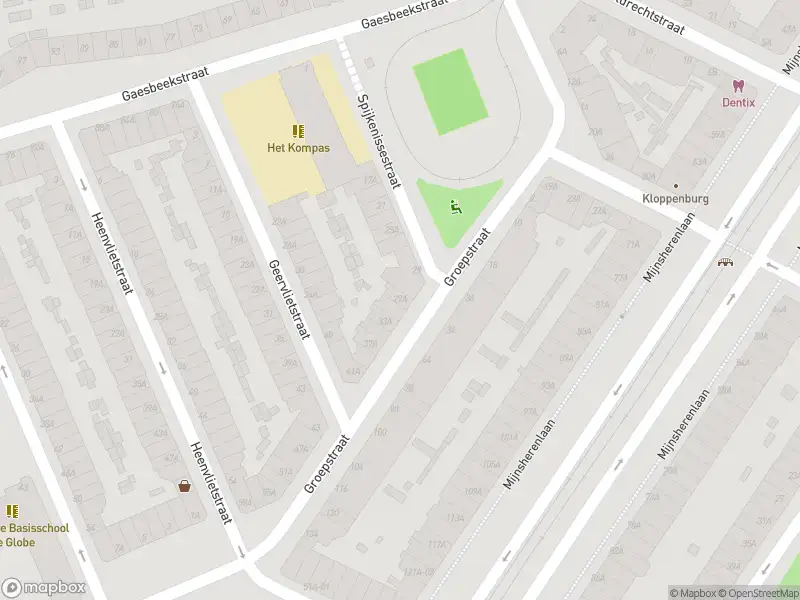 Ambulance met grote spoed naar de Groepstraat in Rotterdam