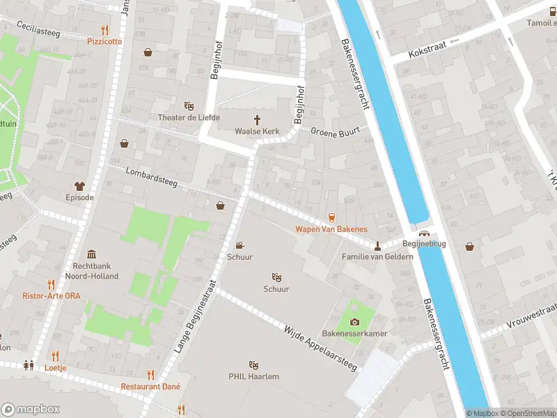 Ambulance met gepaste spoed naar de Korte Begijnestraat in Haarlem