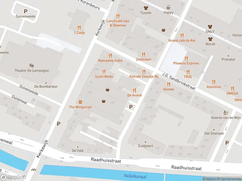 Brandweer met gepaste spoed naar de Valleistraat in Veenendaal vanwege voertuigbrand